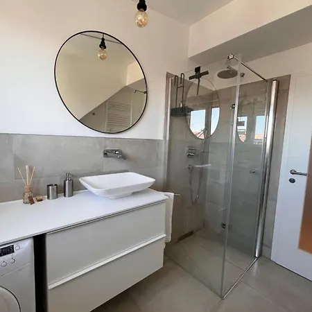 Malina - Free Private Parking